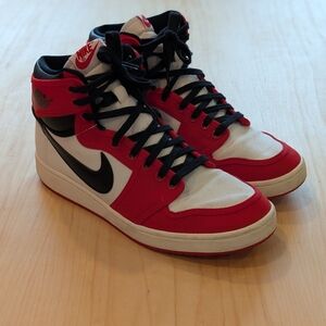 Jordan 1 Retro Chicago AJKO Size 9
